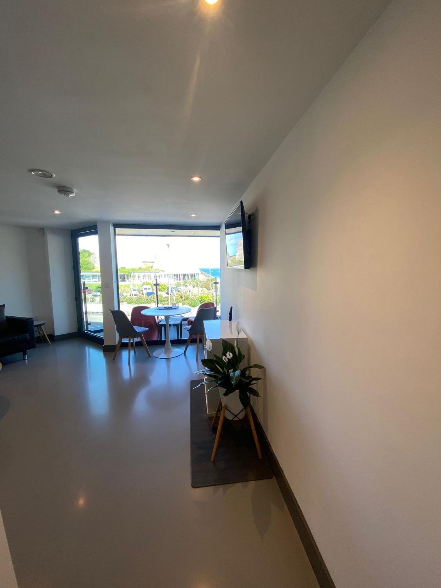 1 The View - Seafront, Parking, Lift, Ev Apartment